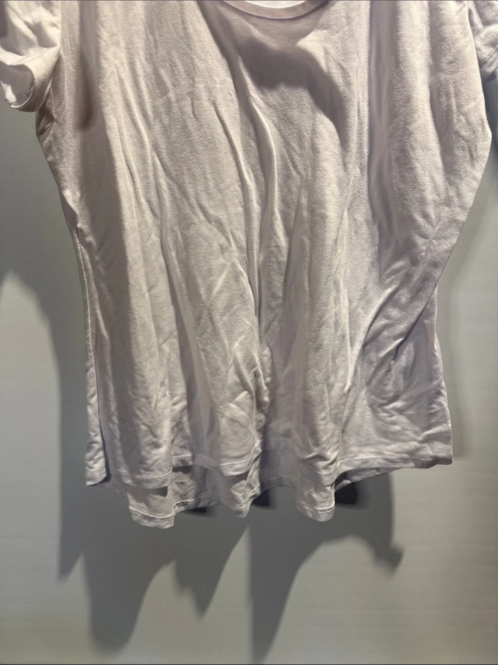 Jennifer Lauren Women's Scoop Neck Tee in White Size: XL